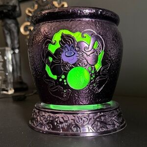 Scentsy Evil Queens Full Size Warmer